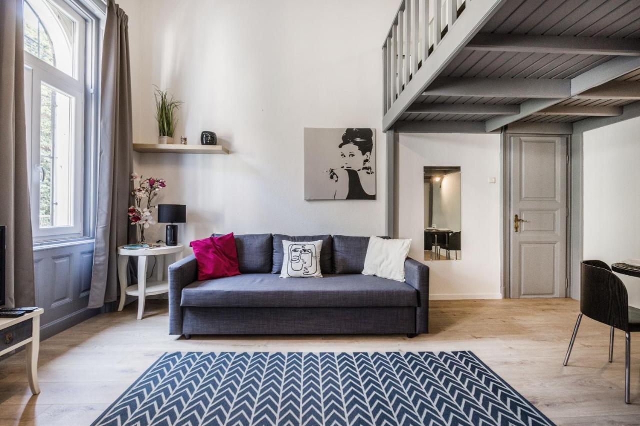 Trendy Apartment At The Hippest Location ブダペスト エクステリア 写真