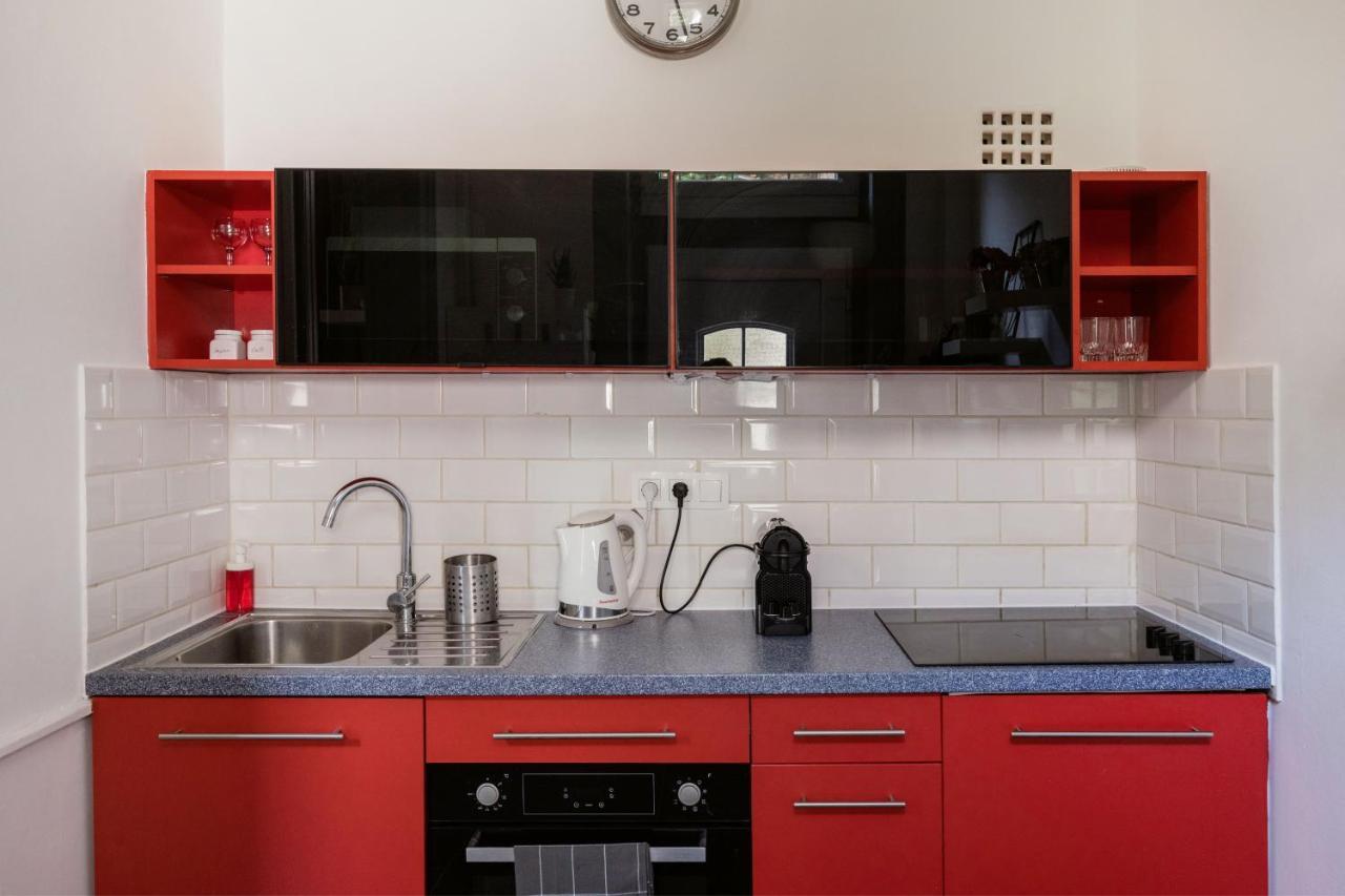 Trendy Apartment At The Hippest Location ブダペスト エクステリア 写真